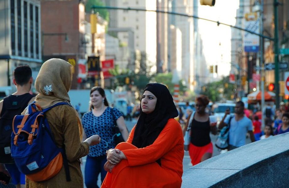 Mukhyadhara-ke-media-mein-musalmanon-ka-pratinidhitva